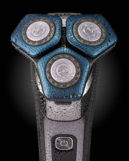 Photo of Norelco razor by Marcel Lecours.